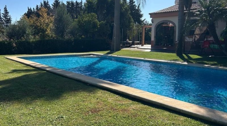 Cádiz - Chiclana de la Frontera - 17000m2