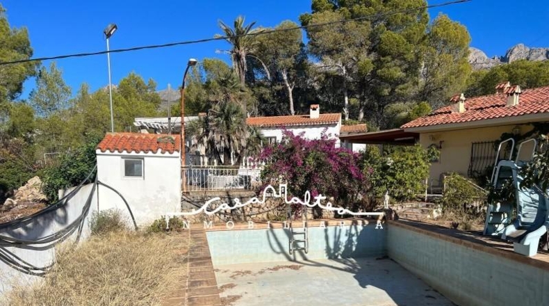 Alicante - Altea - 10232m2