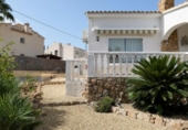 Chalet independiente con terreno en venta en la España, L'Alfàs del Pi, ref: TR149334 foto