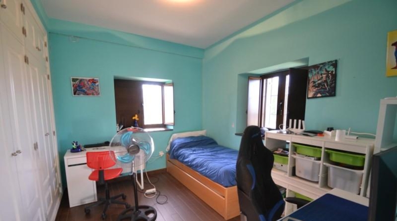 Caceres - Oliva de Plasencia - 300m2