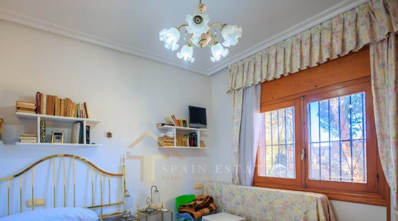 Alicante - Torrevieja - 1320m2
