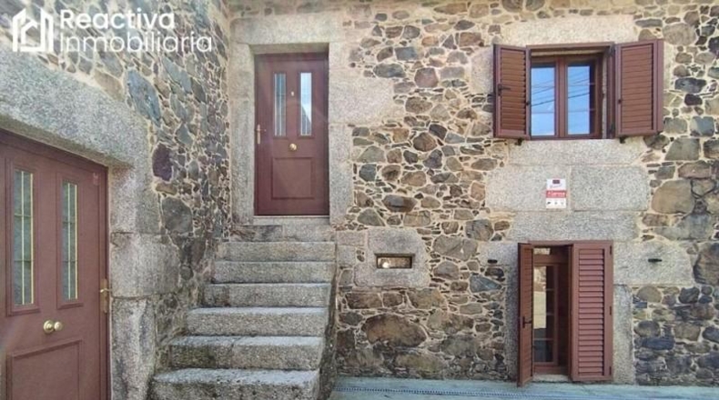 La Coruña - Santiago de Compostela - 4000m2
