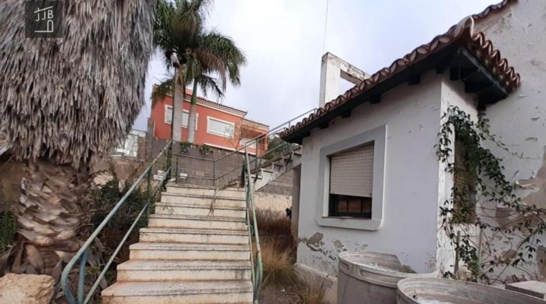 Santa Cruz de Tenerife - San Cristóbal de La Laguna - 902m2