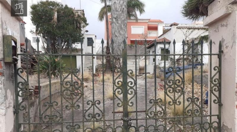 Santa Cruz de Tenerife - San Cristóbal de La Laguna - 902m2