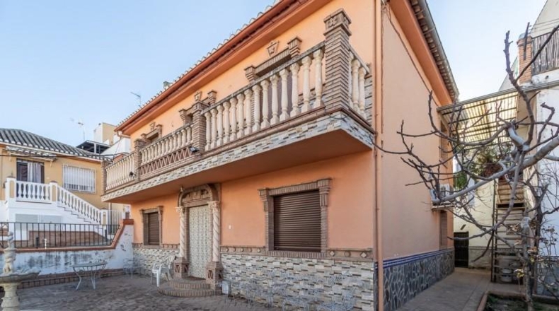 Granada - Huétor Vega - 616m2