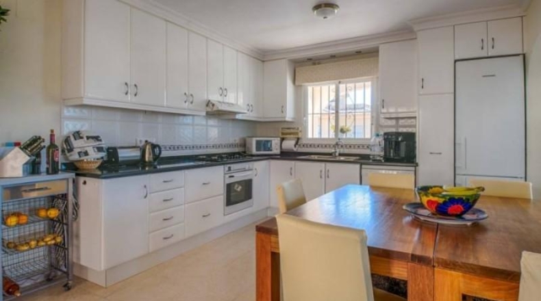 Alicante - La Nucía - 753m2