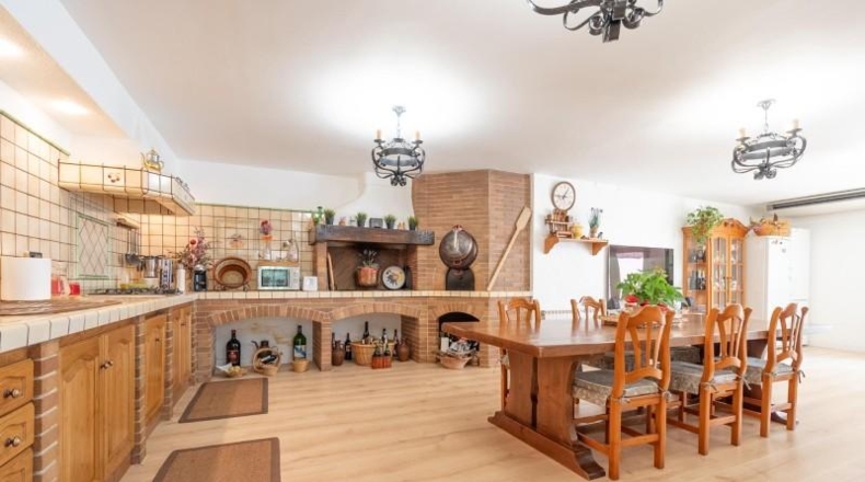 Barcelona - Castellar del Vallès - 800m2