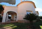 Xalet independent amb terreny en venda a la España, Dénia, ref.: TR137090 foto