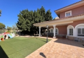 Xalet independent amb terreny en venda a la España, Callosa de Segura, ref.: TR336752 foto