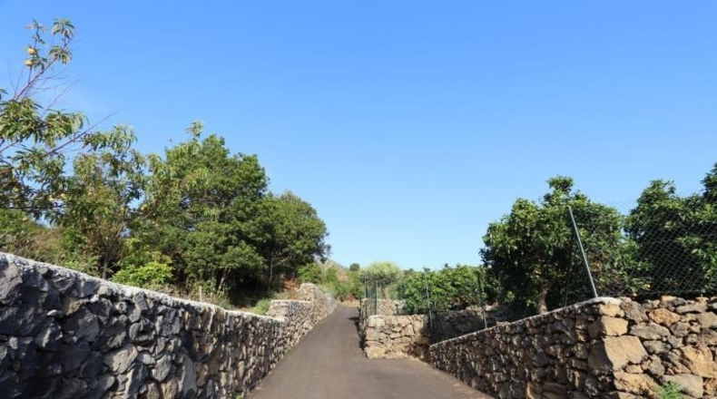 Santa Creu de Tenerife - Poleal - 7376m2