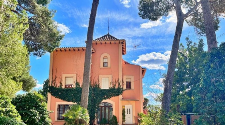 Tarragona - Tortosa - 2500m2