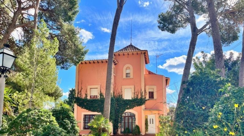Tarragona - Tortosa - 2500m2