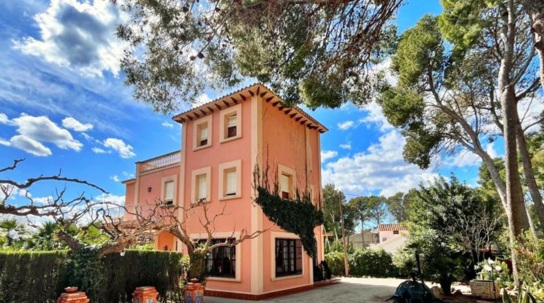 Tarragona - Tortosa - 2500m2
