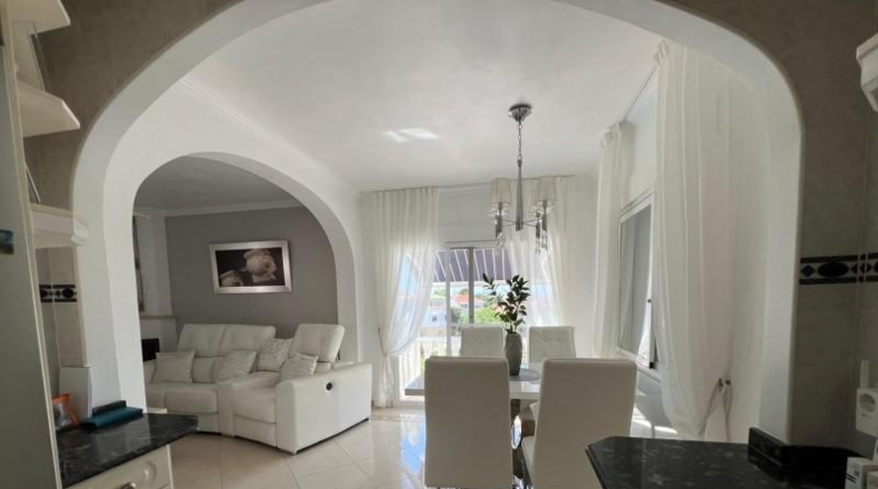 Alicante - La Nucía - 604m2