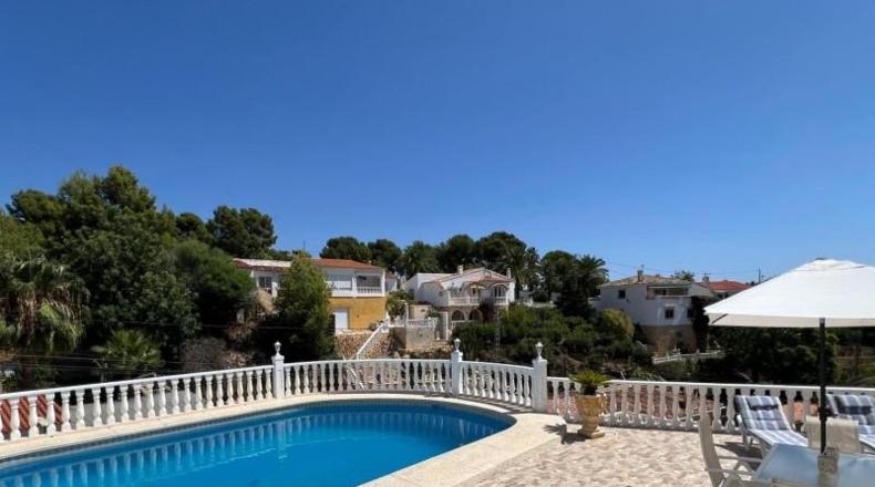 Alicante - La Nucía - 604m2