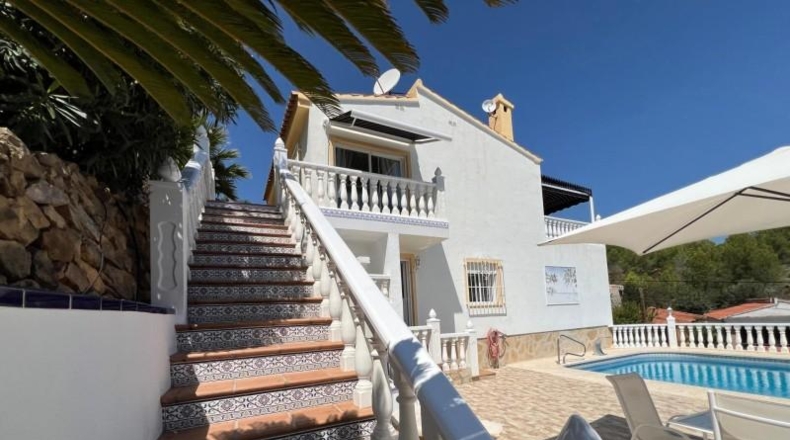 Alicante - La Nucía - 604m2