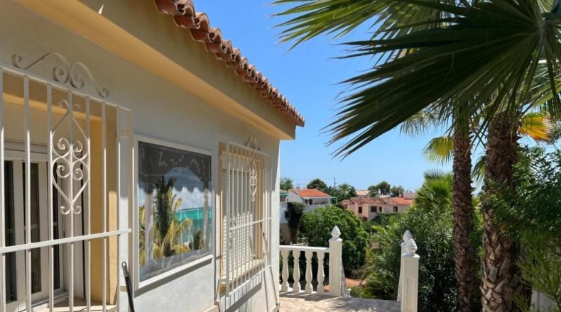 Alicante - La Nucía - 604m2