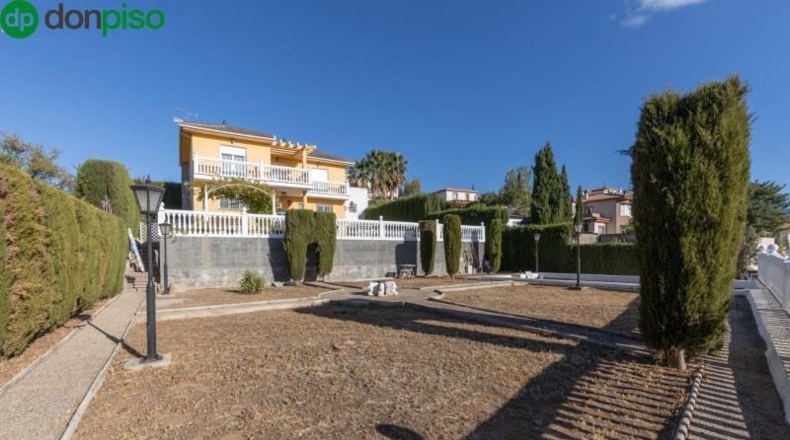 Granada - Гохар - 845m2