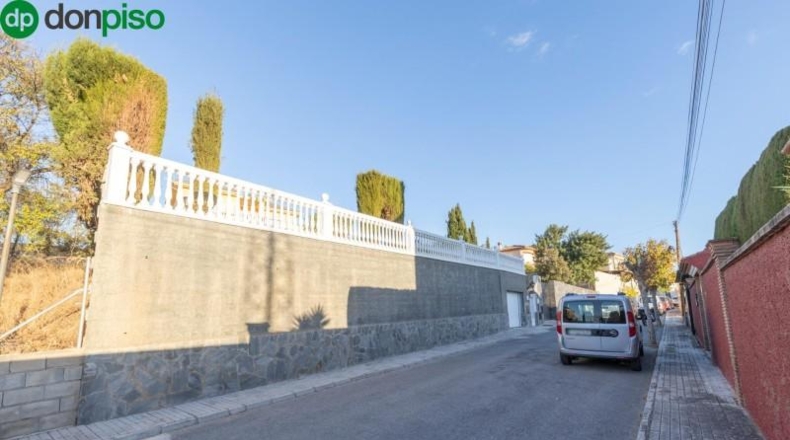 Granada - Гохар - 845m2