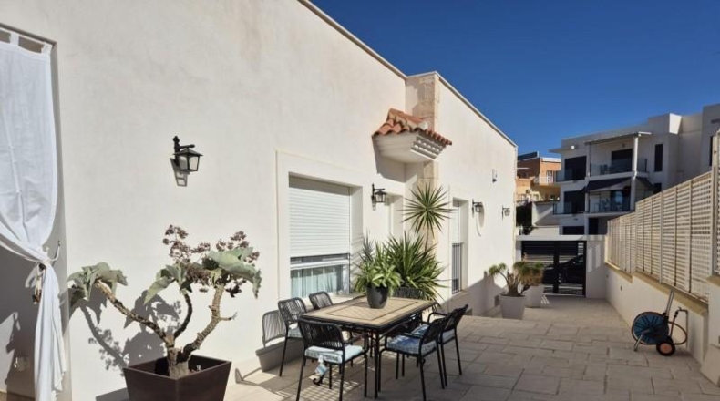 Almería - San Juan de los Terreros - 300m2