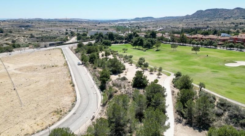 Alicante - Monforte del Cid - 675m2