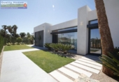 Chalet independiente con terreno en venta en la España, Cartagena, ref: TR135626 foto