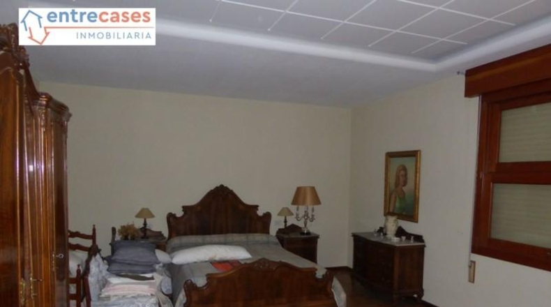 Castellón - la Vall d'Uixó - 539m2