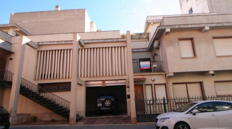 Castellón - la Vall d'Uixó - 539m2