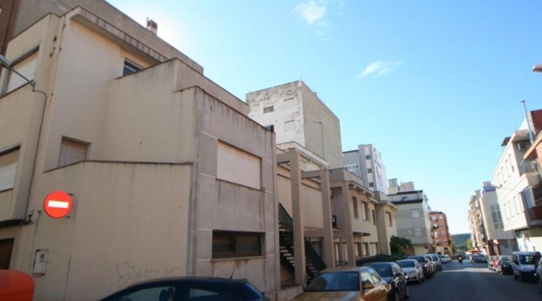 Castellón - la Vall d'Uixó - 539m2