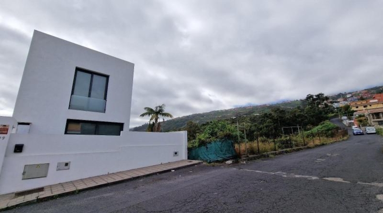 Santa Cruz de Tenerife - La Montañeta - 2160m2