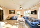 Chalet independiente con terreno en venta en la España, Orihuela, ref: TR333833 foto