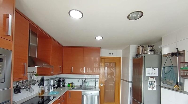 Comunidad de Madrid - Fuenlabrada - 327m2