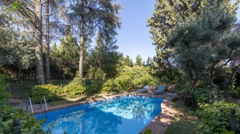 Granada - Альболоте - 1160m2