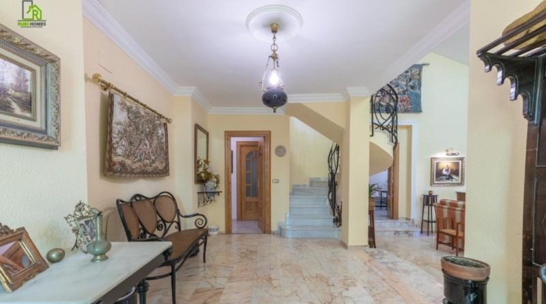 Granada - Альболоте - 1160m2