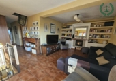 Chalet independiente con terreno en venta en la España, Pedrezuela, ref: TR262801 foto