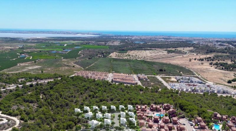 Alicante - San Miguel de Salinas - 371m2