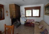 Xalet independent amb terreny en venda a la España, Banyeres de Mariola, ref.: TR148301 foto