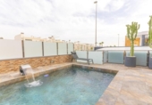 Chalet independiente con terreno en venta en la España, Orihuela, ref: TR373795 foto