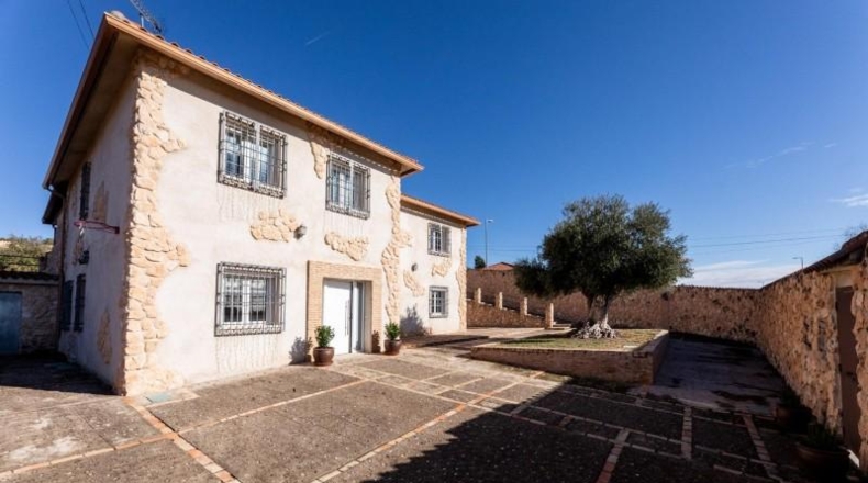 Comunidad de Madrid - Colmenar de Oreja - 223m2
