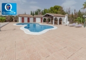 Xalet independent amb terreny en venda a la España, Crevillent, ref.: TR333687 foto