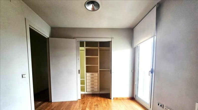 Barcelona - Canovelles - 753m2