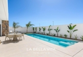 Chalet independiente con terreno en venta en la España, Los Alcázares, ref: TR184307 foto