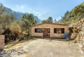 Sóller 8000&nbsp;м²