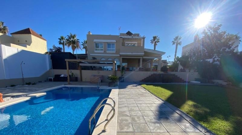 Cádiz - Sanlúcar de Barrameda - 877m2