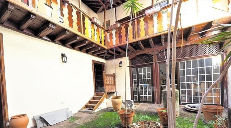Santa Cruz de Tenerife - Icod de los Vinos - 554m2