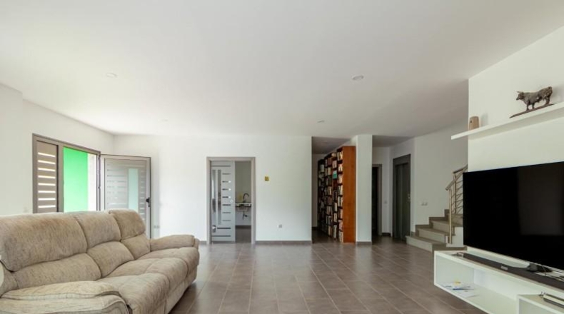 Las Palmas - Santa Lucía de Tirajana - 428m2