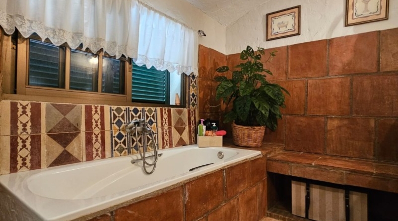 Cadiz - Algeciras - 5600m2