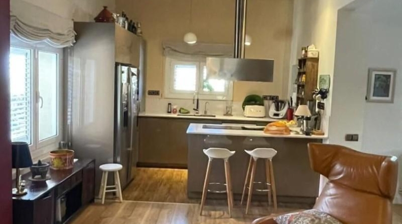 Barcelona - Corbera de Llobregat - 530m2