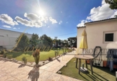 Chalet independiente con terreno en venta en la España, Arona, ref: TR203092 foto