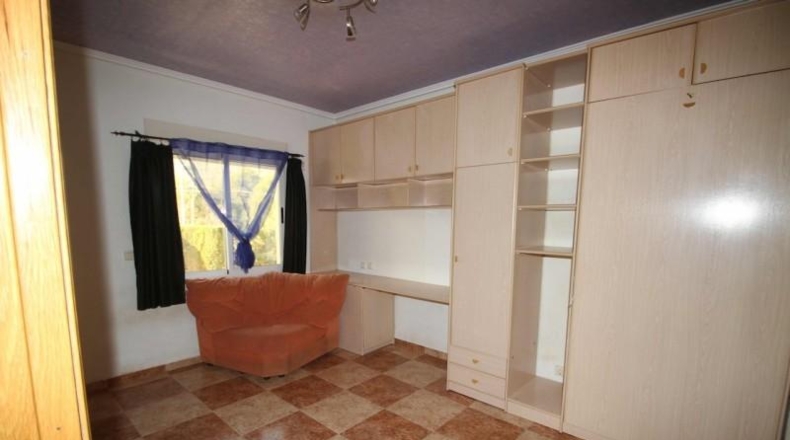 Alicante - La Nucía - 3000m2